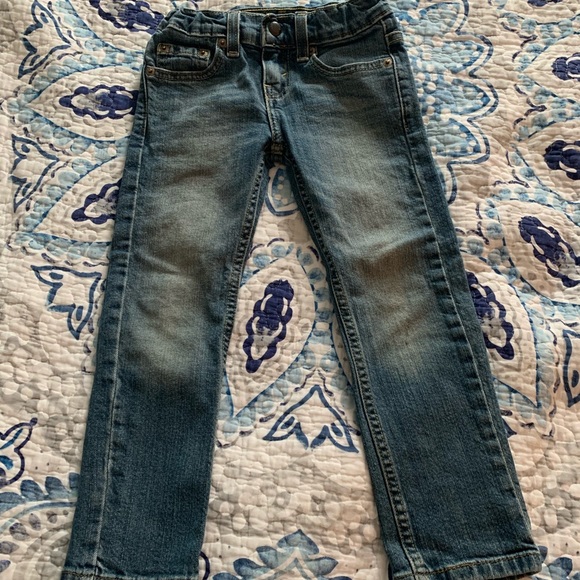 5t levis jeans